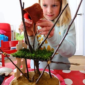 Ieen boomhut bouwen is een feestje